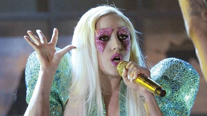 best female pop singers